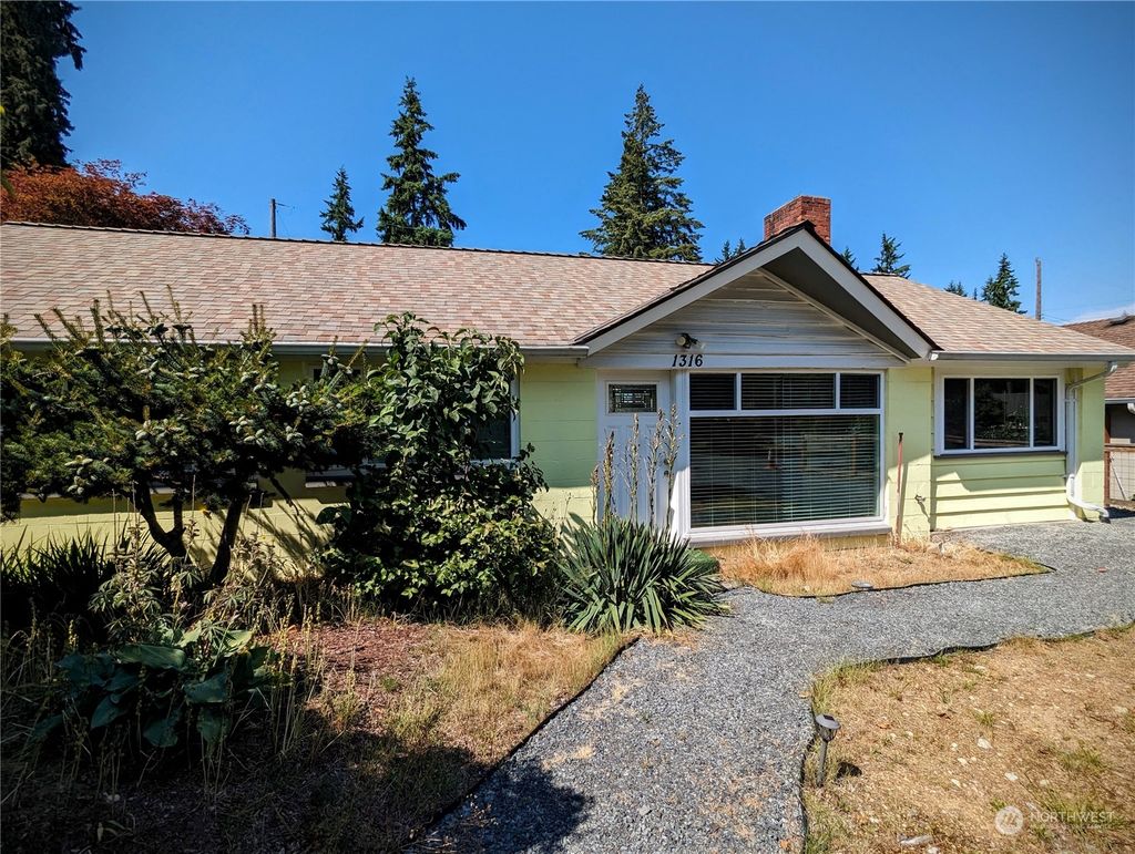 Photo of 1316 N 161st Street, Shoreline, WA 98133 (MLS # 2129652)
