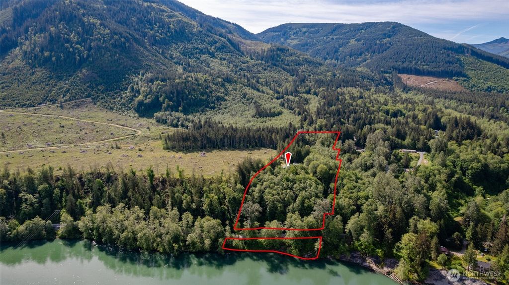 Photo of 33308 South Skagit Highway, Sedro Woolley, WA 98284 (MLS # 2523811)