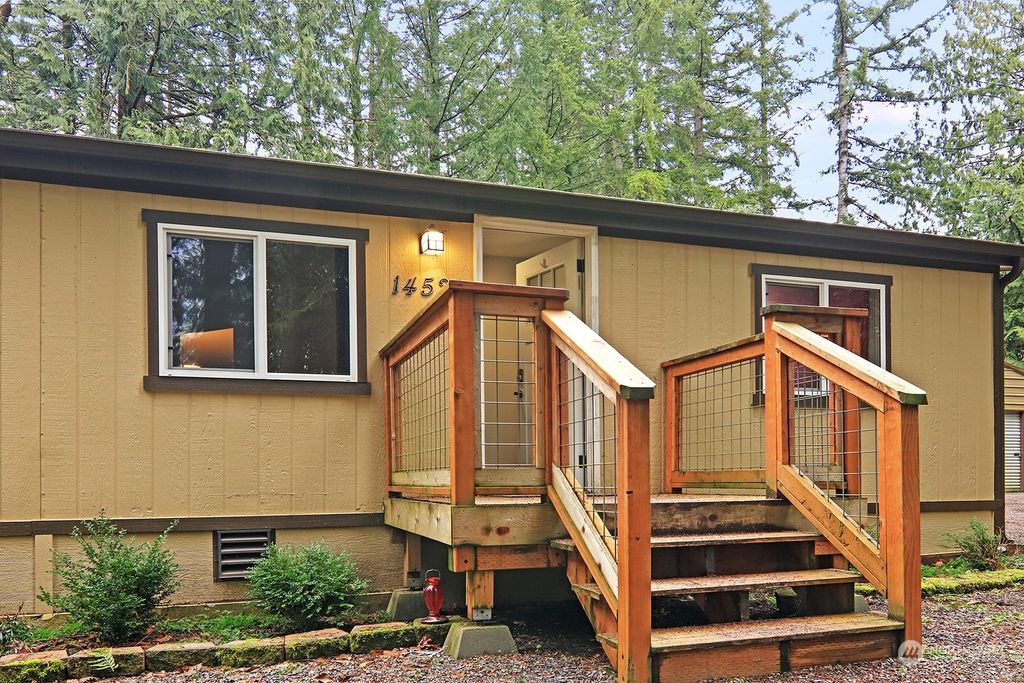 Photo of 14523 S Lake Crabapple Road, Marysville, WA 98271 (MLS # 2041890)