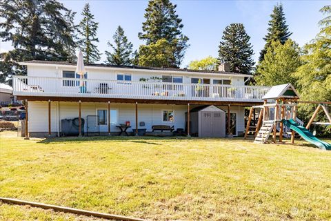 A home in Oak Harbor