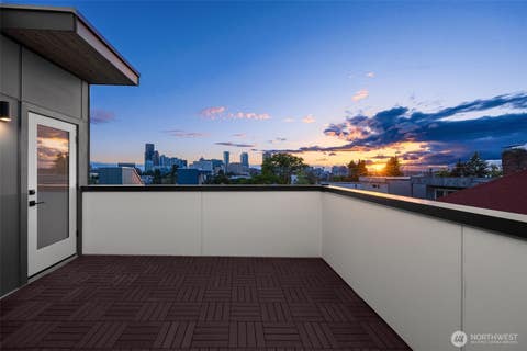 Photo of 821 B 17th Avenue, Seattle, WA 98144 (MLS # 2564239)