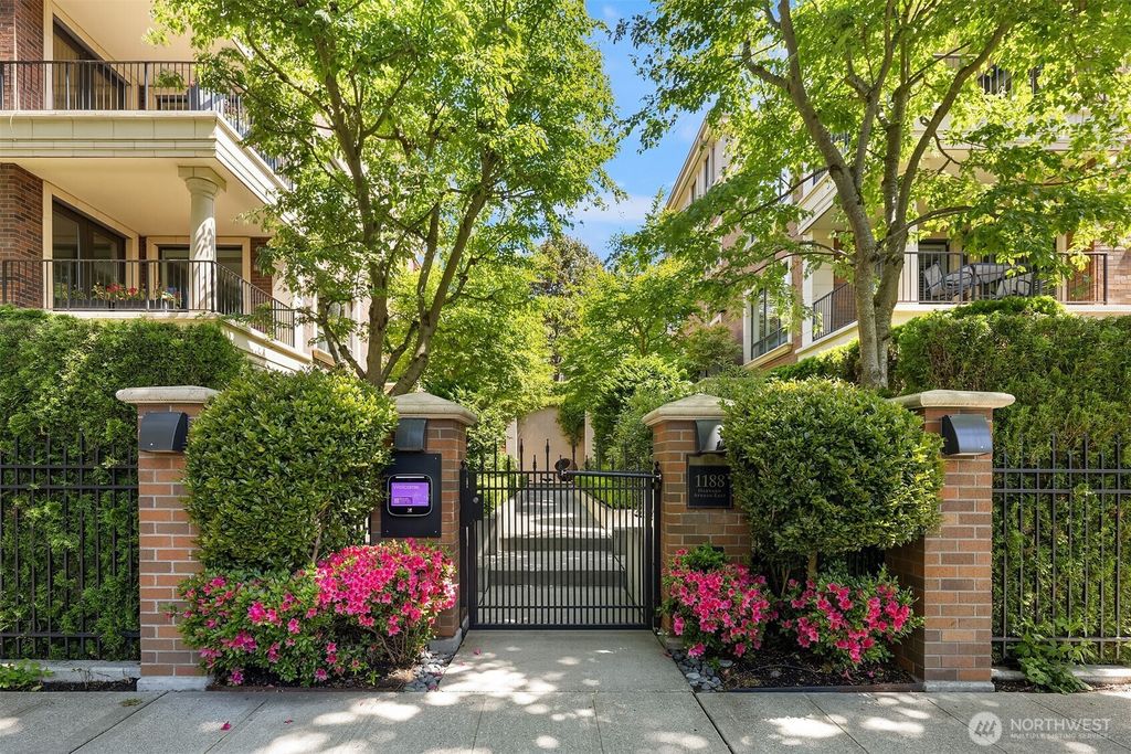 Photo of 1188 Harvard Avenue E #3, Seattle, WA 98102 (MLS # 2530584)