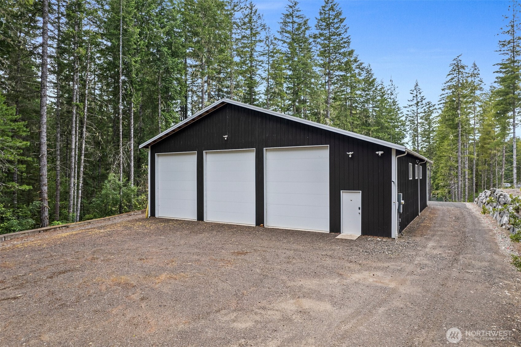 371 NE Tee Lake Road