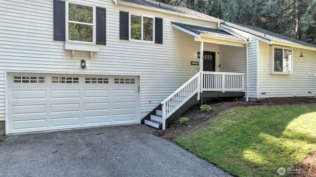 Photo of 2208 226th Place NE, Sammamish, WA 98074 (MLS # 2503295)