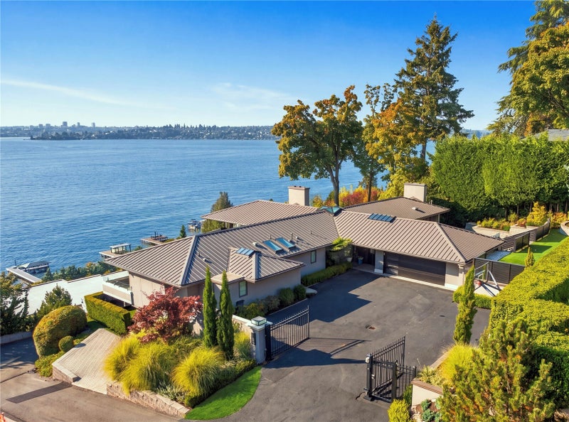 3223 Evergreen Point Road