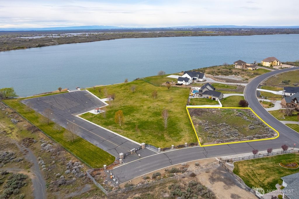 Photo of 7741 Dune Lake Road SE, Moses Lake, WA 98837 (MLS # 2493058)