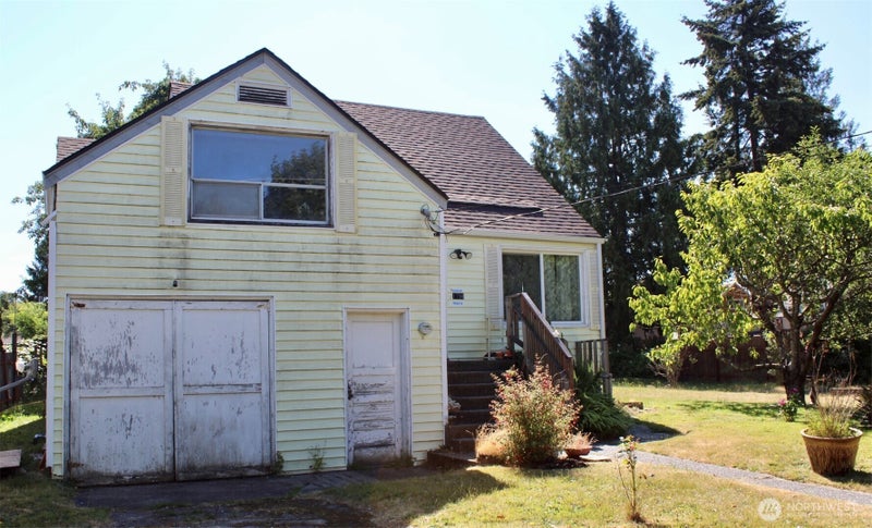 1734 Snyder Avenue