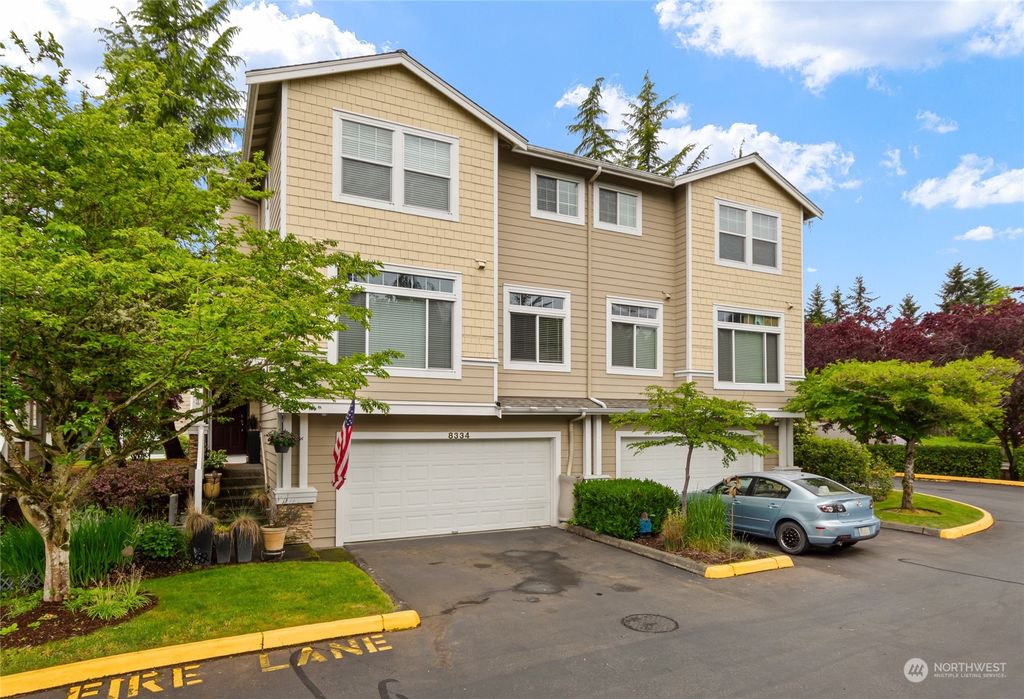 Photo of 8334 NE 140th Street, Kirkland, WA 98034 (MLS # 2240917)