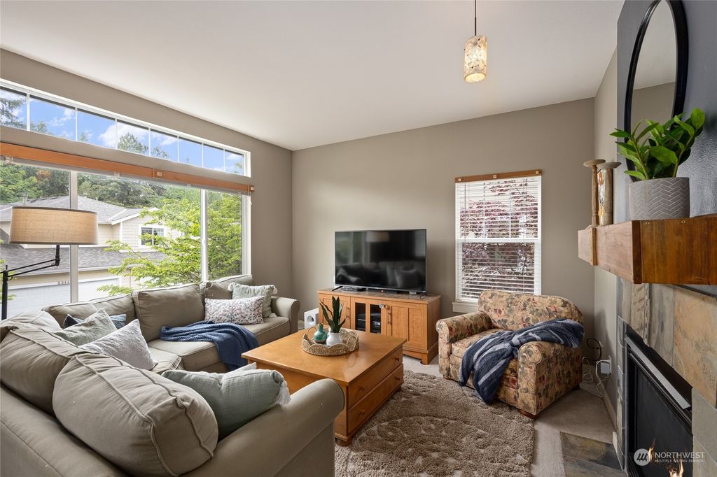 Photo of 8334 NE 140th Street, Kirkland, WA 98034 (MLS # 2240917)