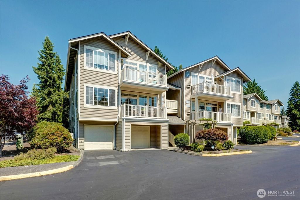 Photo of 18606 NE 57th Street, Redmond, WA 98052 (MLS # 2412473)