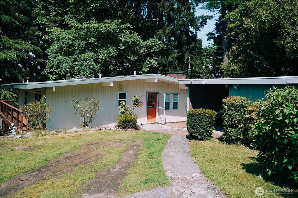 Photo of 1310 Maryland Ave AVE, Everett, WA 98203 (MLS # 2525528)