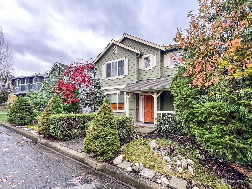 Photo of 16145 167th Ave Se Ave, Renton, WA 98058 (MLS # 2312227)