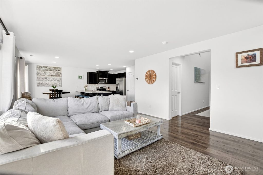 Photo of 17806 Ashe Court, Granite Falls, WA 98252 (MLS # 2497017)