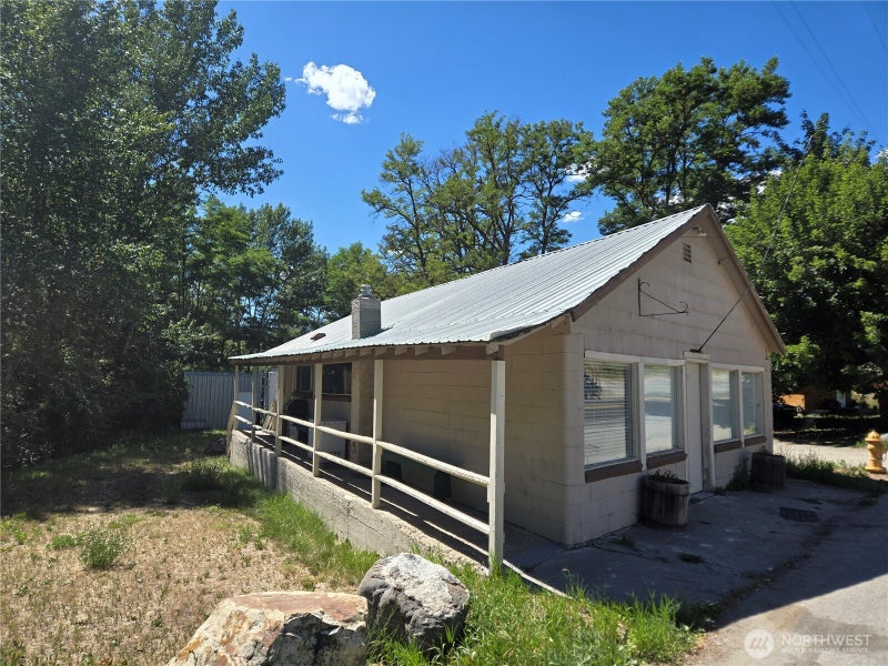4984 Hwy 25 S