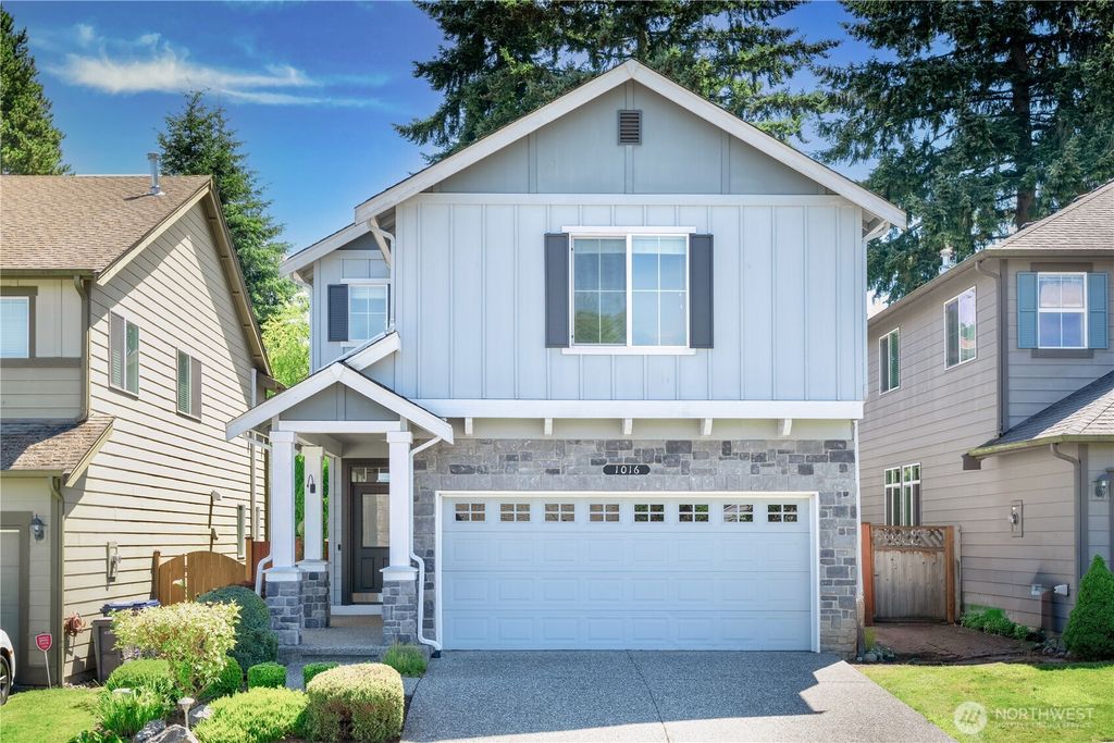 Photo of 1016 167th Place SW, Lynnwood, WA 98037 (MLS # 2409144)