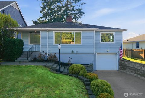 Photo of 4210 N 14th Street, Tacoma, WA 98406 (MLS # 2472072)