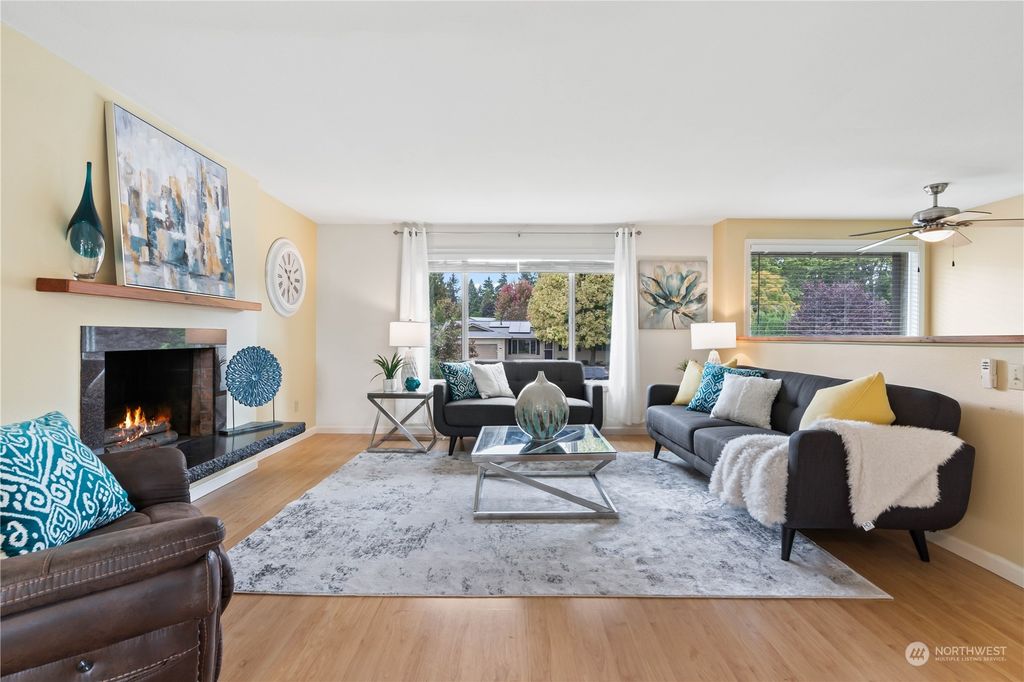 Photo of 33460 37th Place SW, Federal Way, WA 98023 (MLS # 2165755)