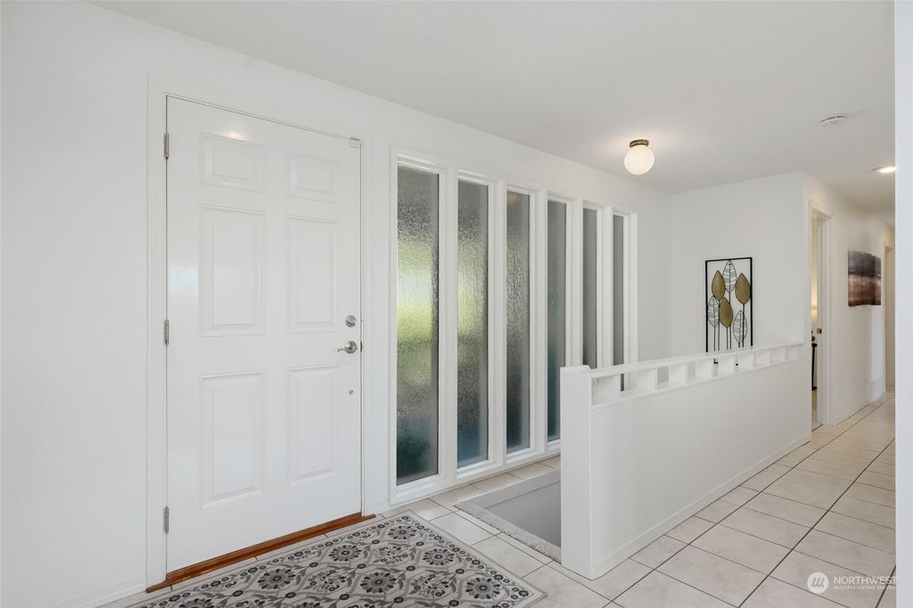 Photo of 2420 169th Place SE, Bellevue, WA 98008 (MLS # 2138373)