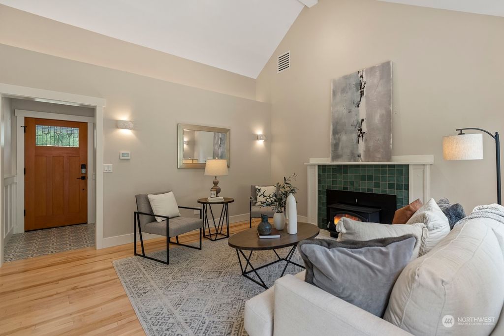 Photo of 28918 SE 45th Street, Fall City, WA 98024 (MLS # 2237355)