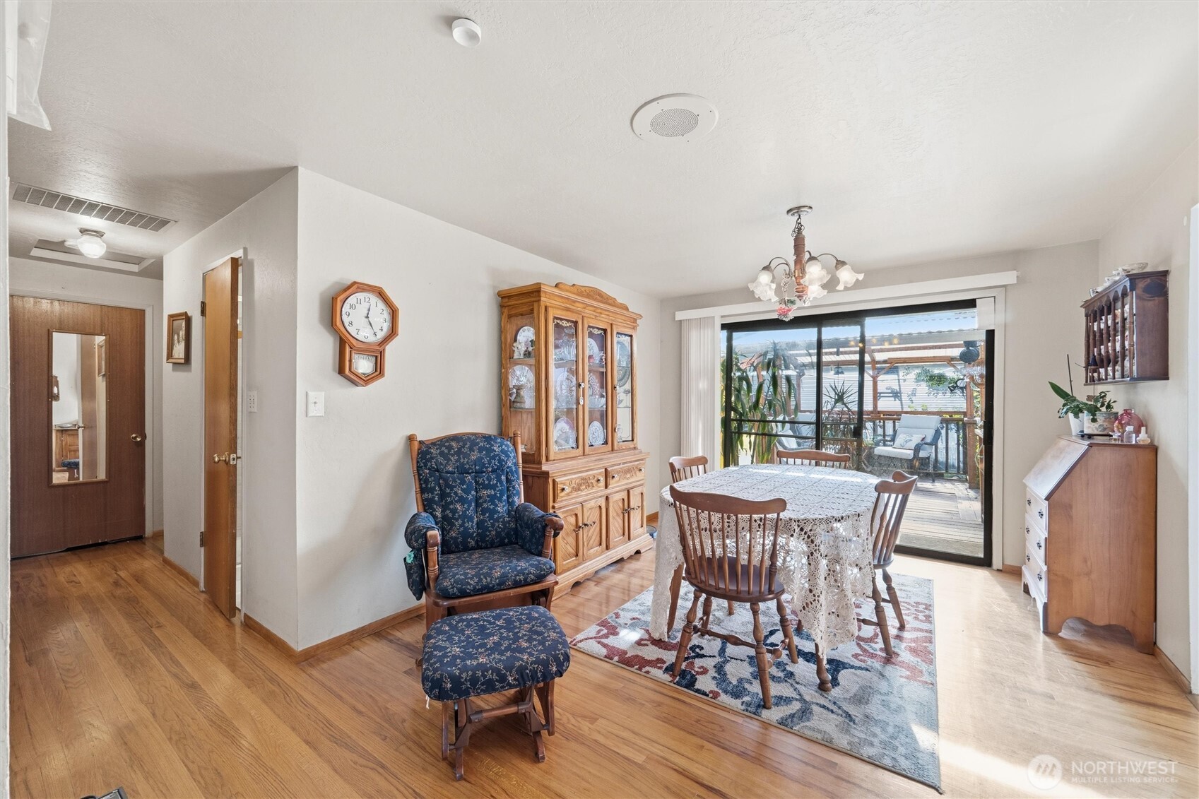1920 Mountain View Drive