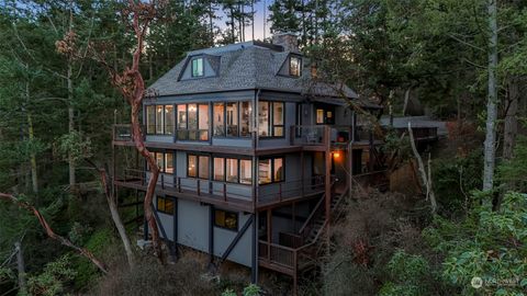 A home in Anacortes