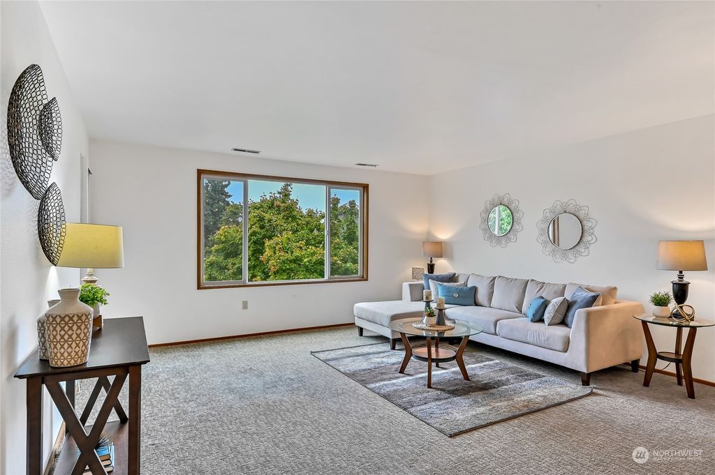 Photo of 4152 Providence Point Drive SE #204, Issaquah, WA 98029 (MLS # 2164055)