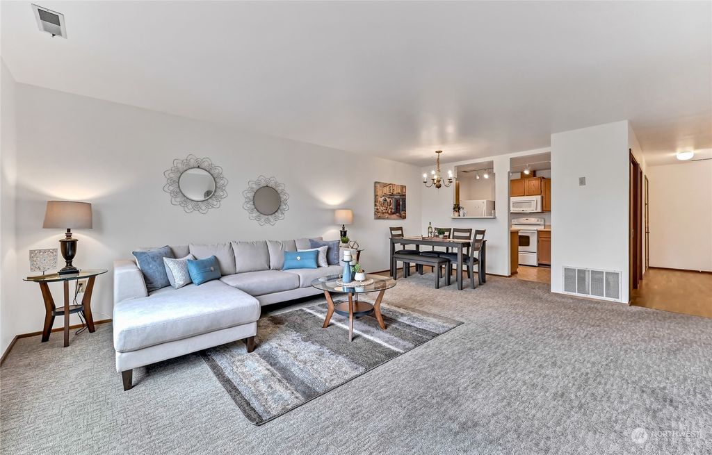 Photo of 4152 Providence Point Drive SE #204, Issaquah, WA 98029 (MLS # 2164055)