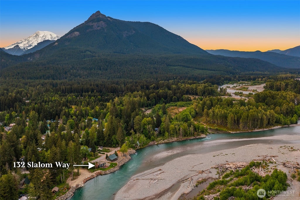 Photo of 132 Slalom Way, Packwood, WA 98361 (MLS # 2582954)