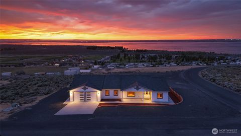 Photo of 6820 Road 8.8 SE, Othello, WA 99344 (MLS # 2514066)