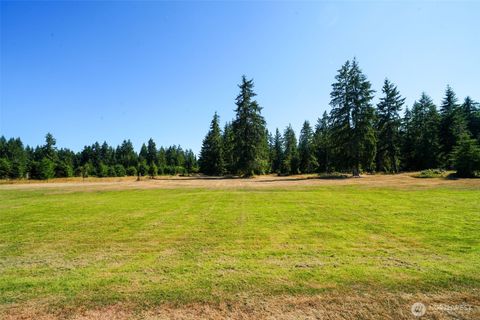 Photo of 7101 115th Avenue SW, Olympia, WA 98512 (MLS # 2413771)