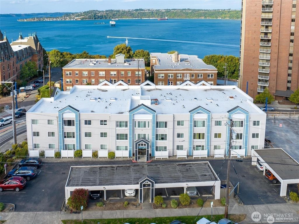 Photo of 25 N Broadway Street #301, Tacoma, WA 98403 (MLS # 2474662)