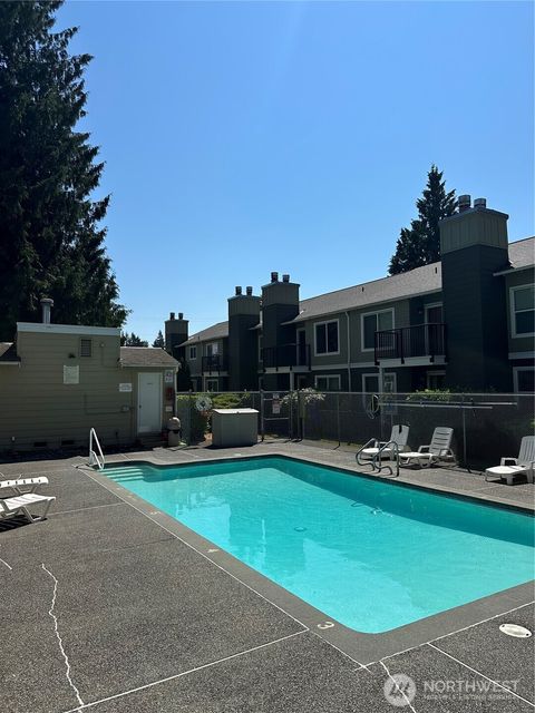 Photo of 820 Cady Rd Rd #J305, Everett, WA 98203 (MLS # 2412457)