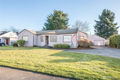 Photo of 2665 Ocean Beach Highway, Longview, WA 98632 (MLS # 2486115)