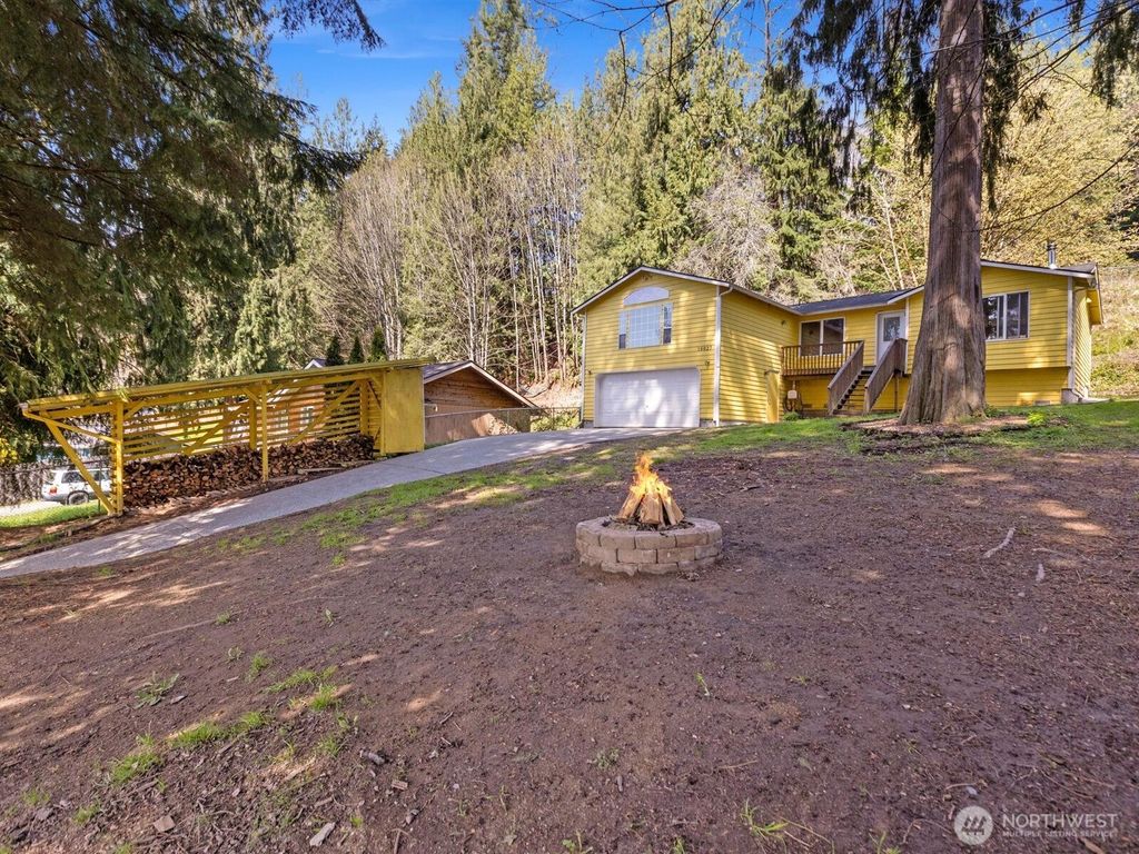 Photo of 18027 121st Street NE, Arlington, WA 98223 (MLS # 2343244)