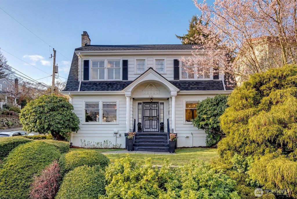 Photo of 2103 5th Avenue N, Seattle, WA 98109 (MLS # 2489353)