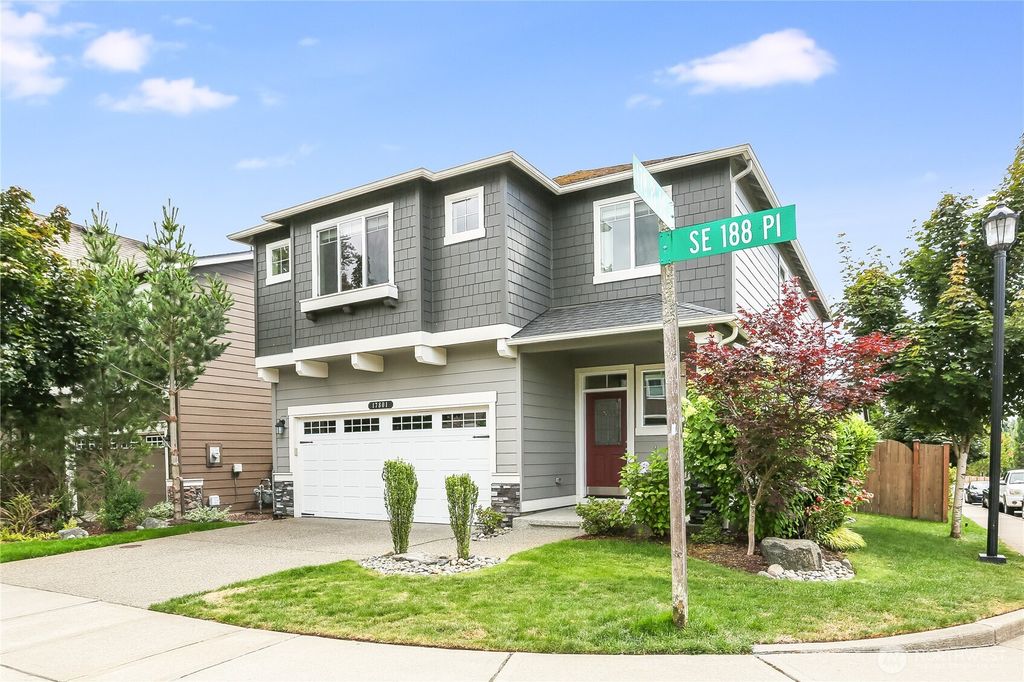 Photo of 17801 SE 188th Place, Renton, WA 98058 (MLS # 2559108)