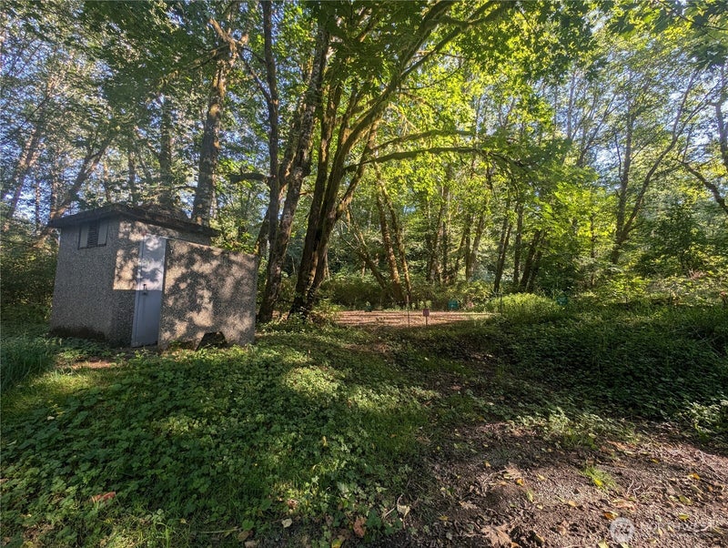 999 Whitcomb-Dimmel Road