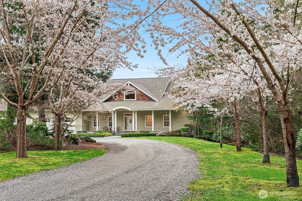 Photo of 18106 115th Avenue SW, Vashon, WA 98070 (MLS # 2491811)