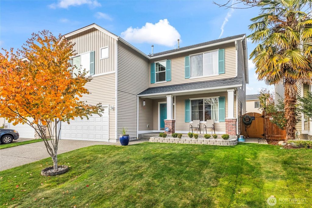 Photo of 13272 SE 227th Place, Kent, WA 98042 (MLS # 2454261)