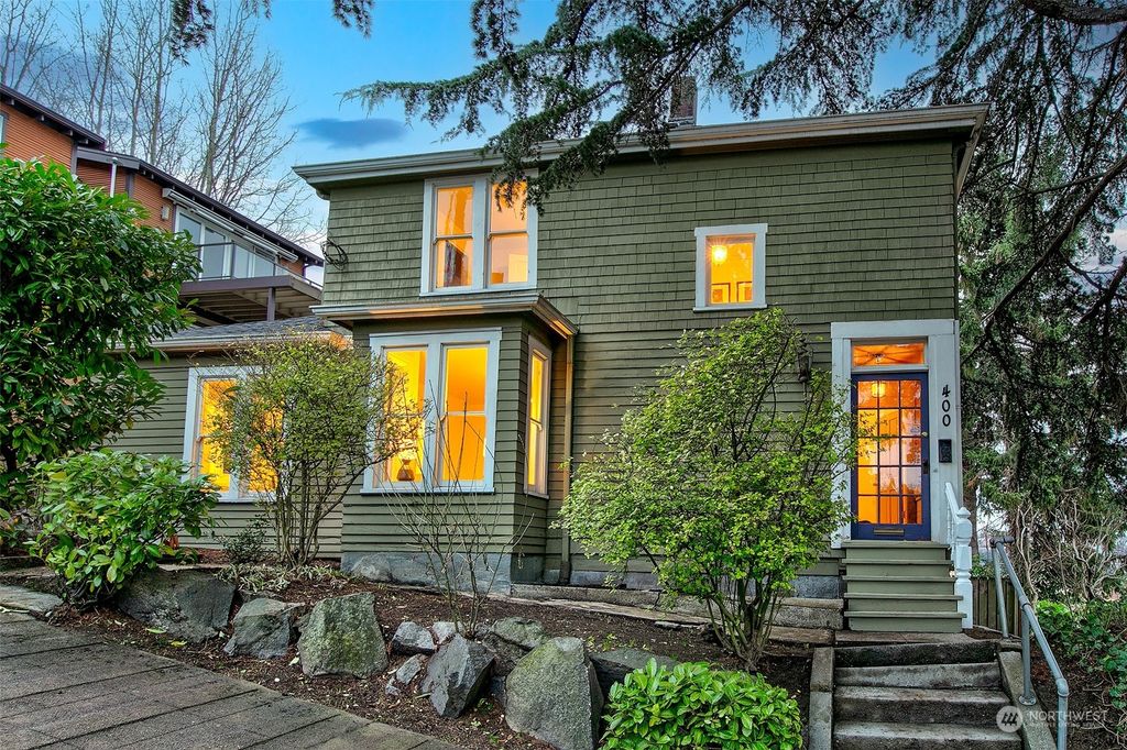 Photo of 400 Ward Street, Seattle, WA 98109 (MLS # 2031846)