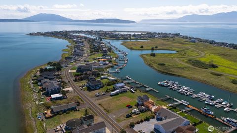 Photo of 4273 Saltspring Drive, Ferndale, WA 98248 (MLS # 2547604)