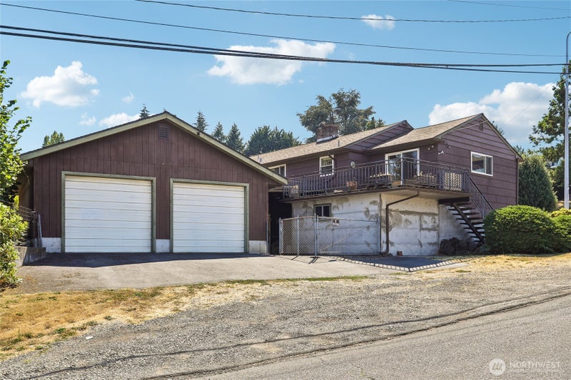 13004 Ambaum Boulevard SW