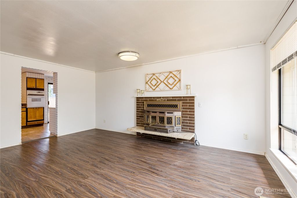 Photo of 3232 S 256th Street, Kent, WA 98032 (MLS # 2416714)