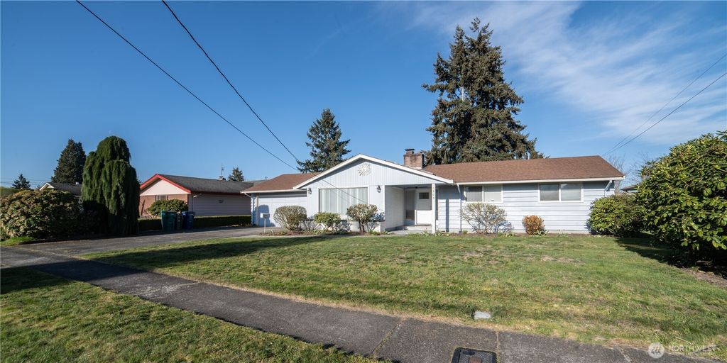 Photo of 1303 G Street SE, Auburn, WA 98002 (MLS # 2507382)
