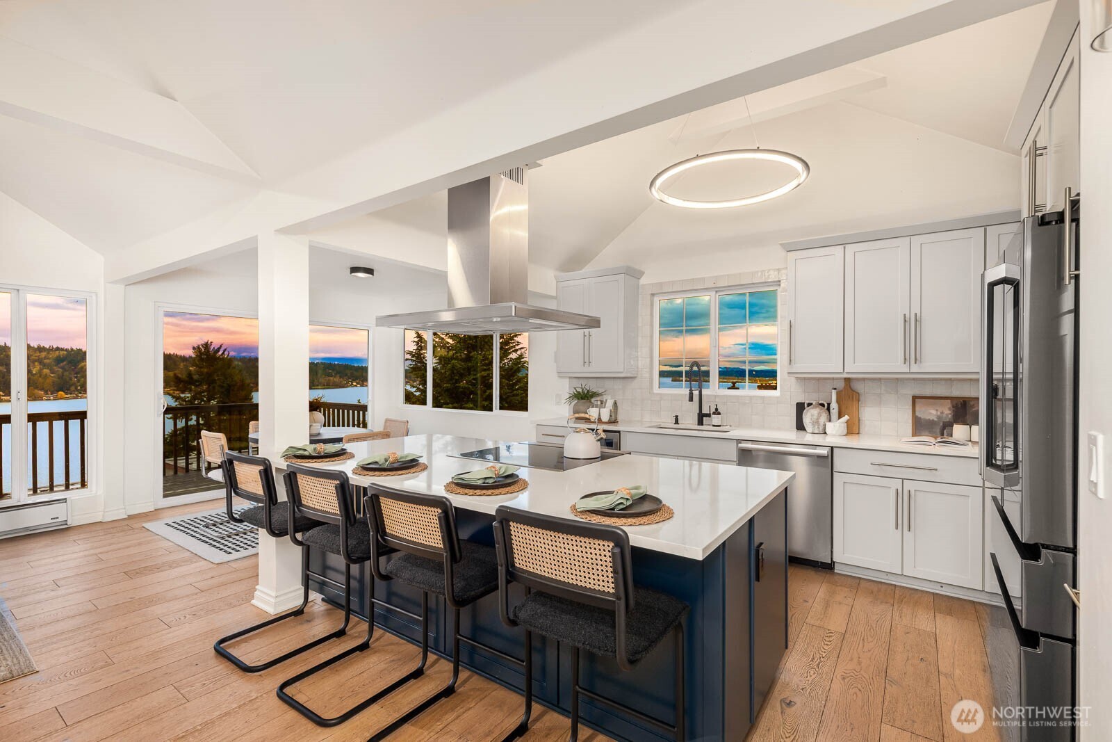 11753 Lakeside Avenue NE