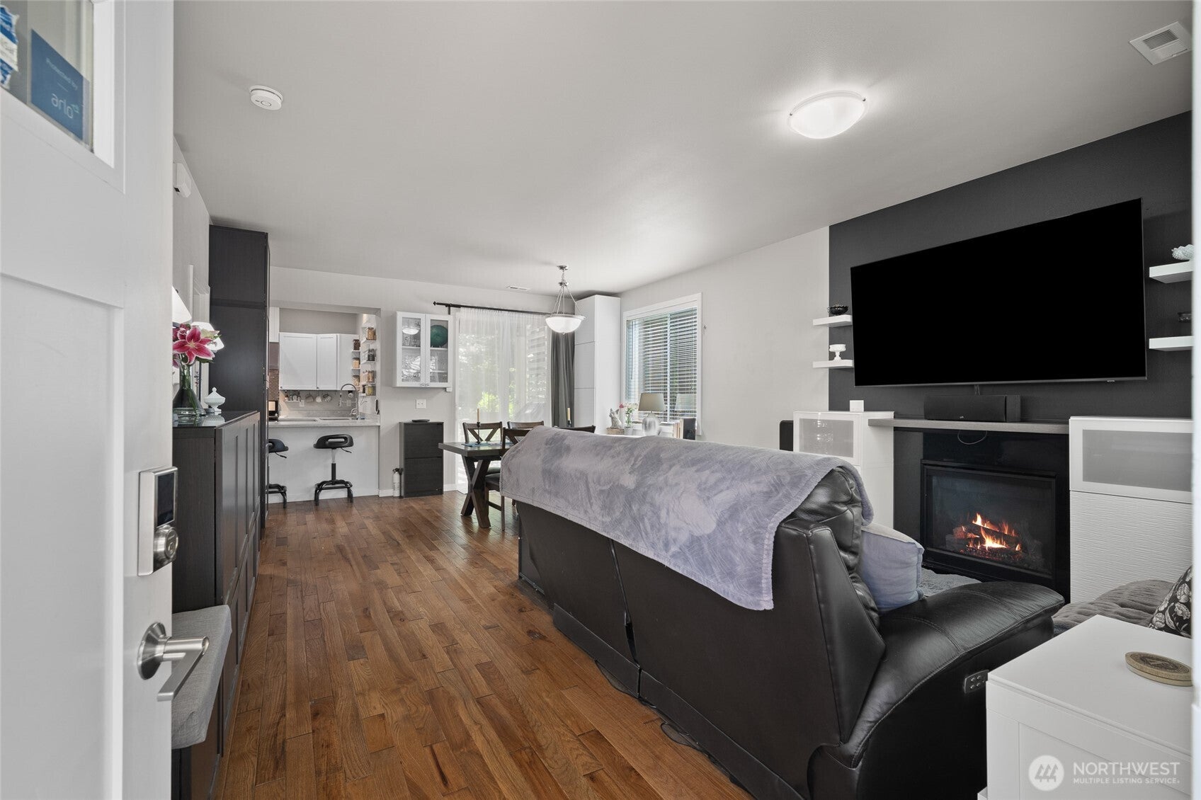 2094 Calico Loop