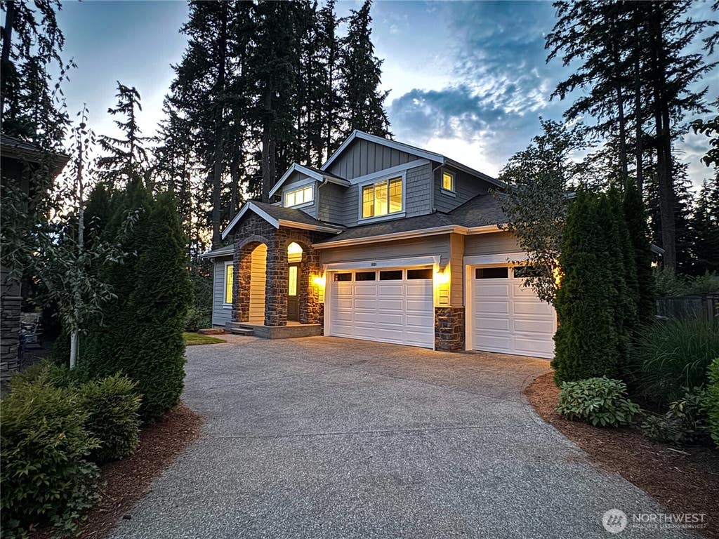 Photo of 1939 213th Court SE, Sammamish, WA 98075 (MLS # 2569892)