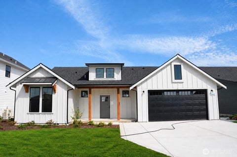 Photo of 640 Legacy Way, Sedro Woolley, WA 98284 (MLS # 2576428)