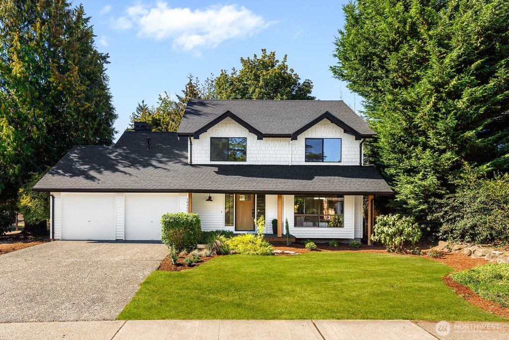 Photo of 18453 135th Place SE, Renton, WA 98058 (MLS # 2434418)