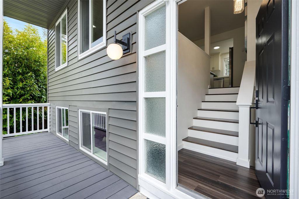 Photo of 6519 180th Street SW, Lynnwood, WA 98037 (MLS # 2351394)